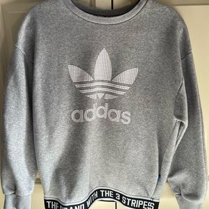 Vintage Adidas Sweatshirt